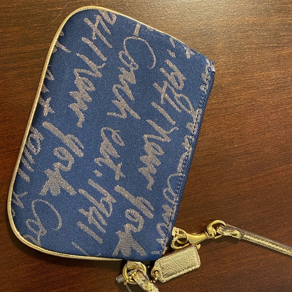 Coach Wristlet - Picture 8 of 8